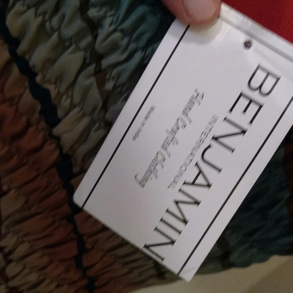 NWT Benjamin International Halter Dress - Picture 2 of 3